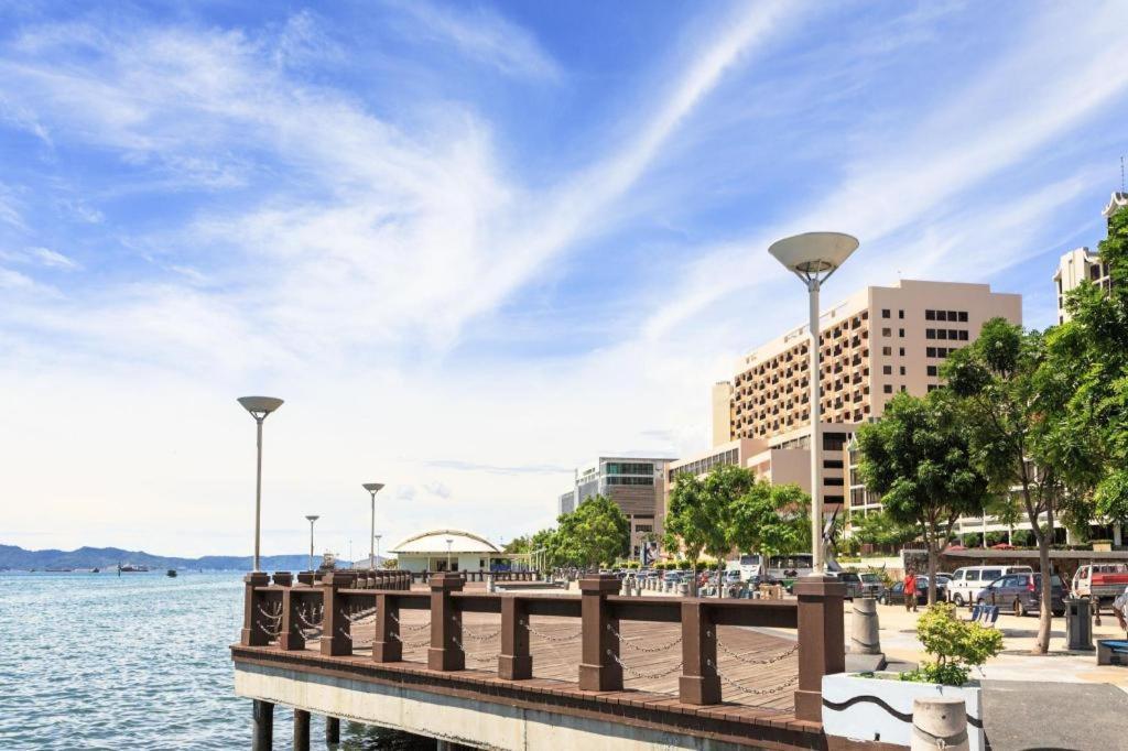 Goldenhill Hotel Кота Кинабалу Екстериор снимка
