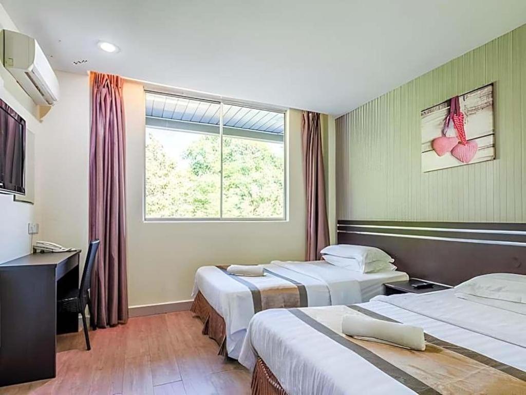 Goldenhill Hotel Кота Кинабалу Екстериор снимка