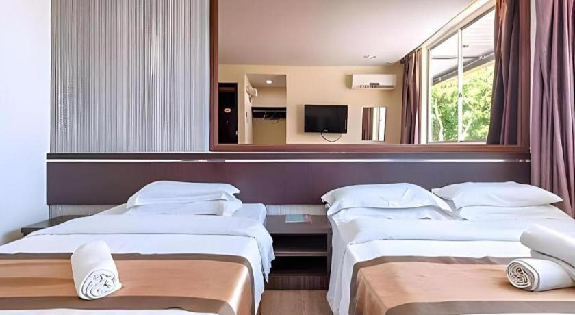 Goldenhill Hotel Кота Кинабалу Екстериор снимка